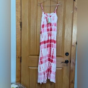 Daybreak Coral Beach Dress - Tie-Dye Stripes Size Medium Pit 19, L 54